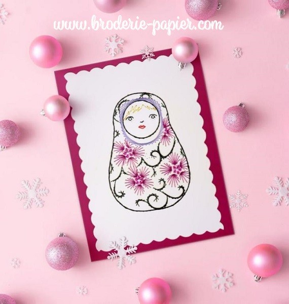 Broderie sur papier Matriochka poupée russe de noël