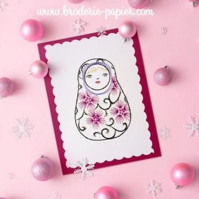 Broderie sur papier Matriochka poupée russe de noël