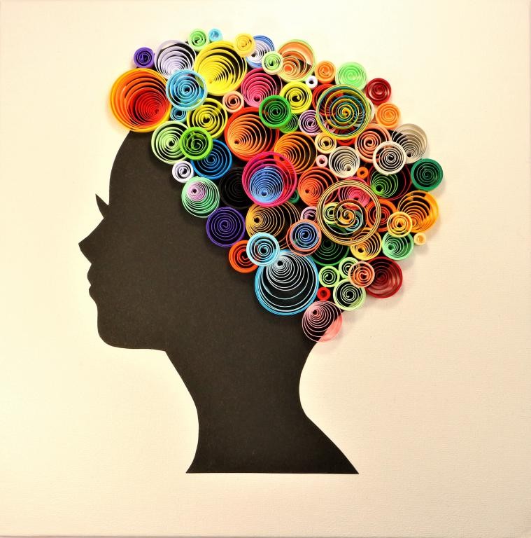 Portrait de femme, cheveux quilling