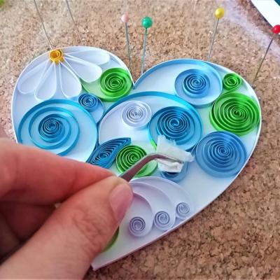 Cœur quilling, surplus de colle retiré