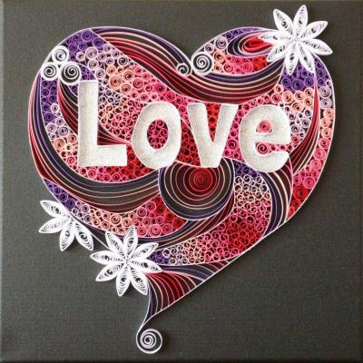 Tableau quilling coeur love sur fond noir