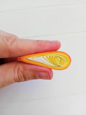 15 quilling tuto pincer spirale papier soleil jaune bande paperolles explication