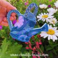 Arrosoir quilling bande papier roule bleu fleur paperolles diy art fait main jardin jardinage deco