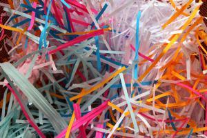 Bandes papier dechiquete destructeur dechiqueteuse