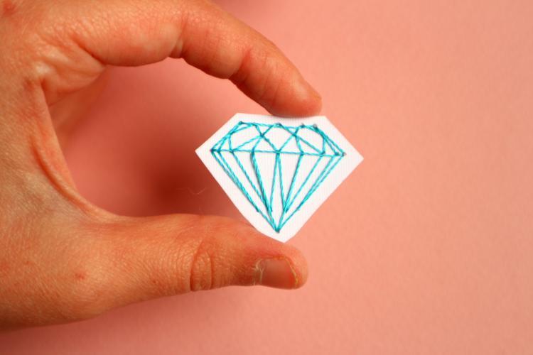 broderie diamant, tuto gratuit