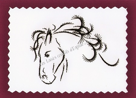 Broderie sur papier carte a broder loisirs creatifs tete de cheval prune violet