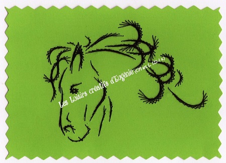 Broderie sur papier carte a broder loisirs creatifs tete de cheval vert