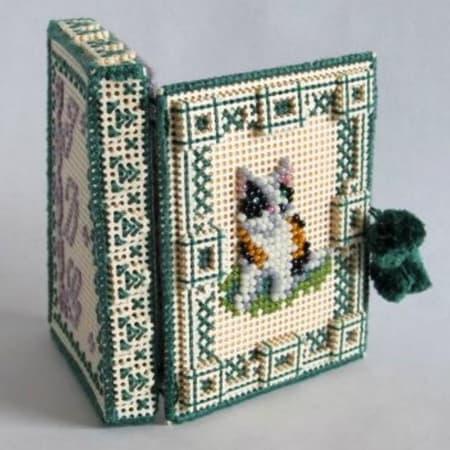 Broderie sur papier point de croix carton feuille perfore trou carnet pochette couverture boite