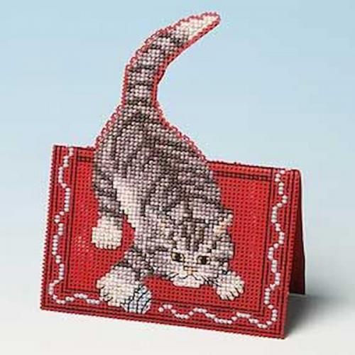 Broderie sur papier point de croix carton feuille perfore trou rouge chat