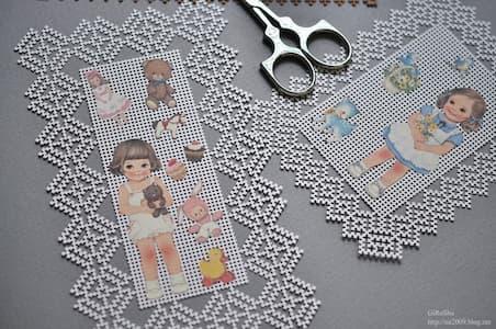 Canivet papier feuille perfore trou decoupe kirigami modele