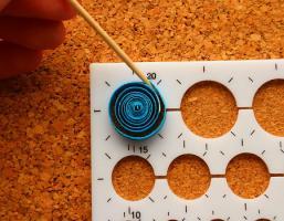 Epouser la forme d un gabarit cercle quilling loisirs creatifs 7