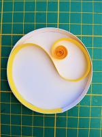 Etape ralisation tuto modele facile soleil quilling paperolles loisir creatif eugenie bande papier jaune