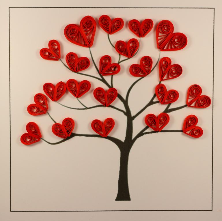 Modele quilling facile carte arbre coeur rouge debutant