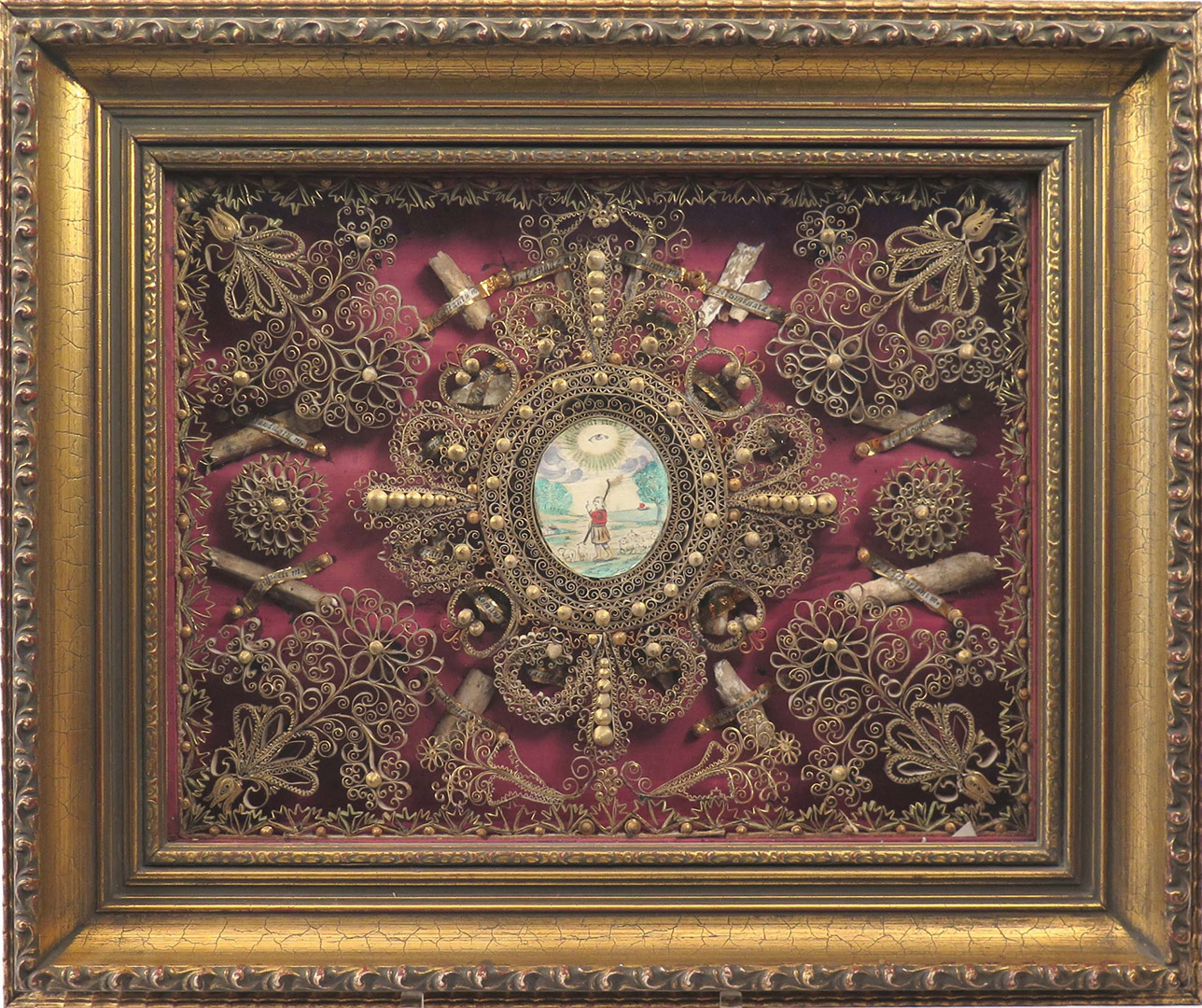Reliquaire s l xviiie s godt met u os papier roule papier grave important cadre moulure dore moderne 37 5 x 45 cm avec fond ancien conserve au centre petite image ovale gravee et c