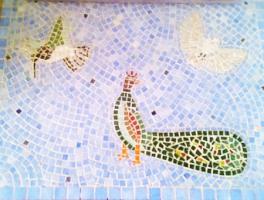 Table de salon oiseaux en mosaique