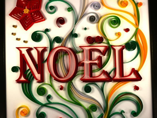 Tableau quilling noel christmas paper art bande papier bordeaux rouge groseille corail vert jaune roule paperolles