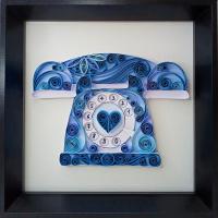 Tableau quilling retro vintage telephone a cadran bleu bande papier roule spirale paperolle art loisir creatif eugenie kit